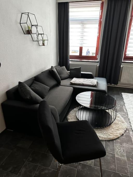 Schoene Wohnung In Bestlage Inclusive Parkplatz Лайпциг Екстериор снимка